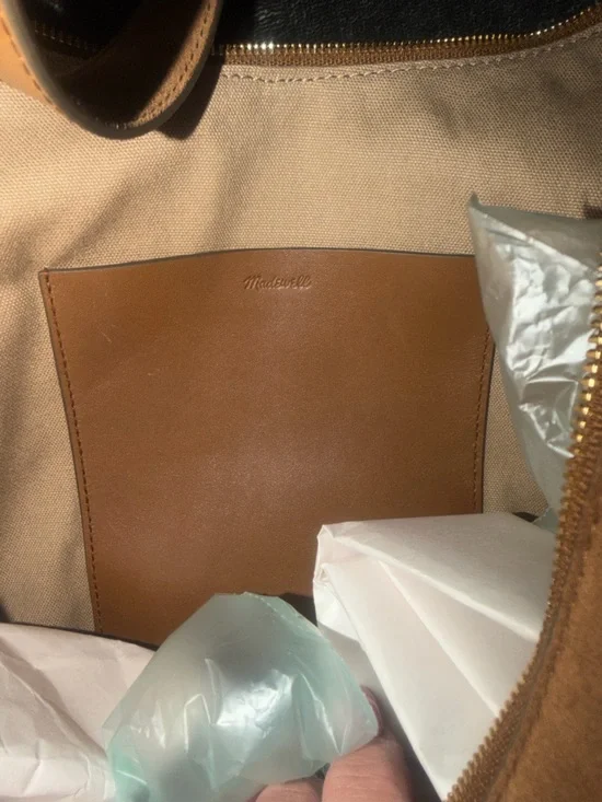 NWOT Madewell, The Essential Curve Shoulder Bag in Aged Cognac - Picture 13 of 13